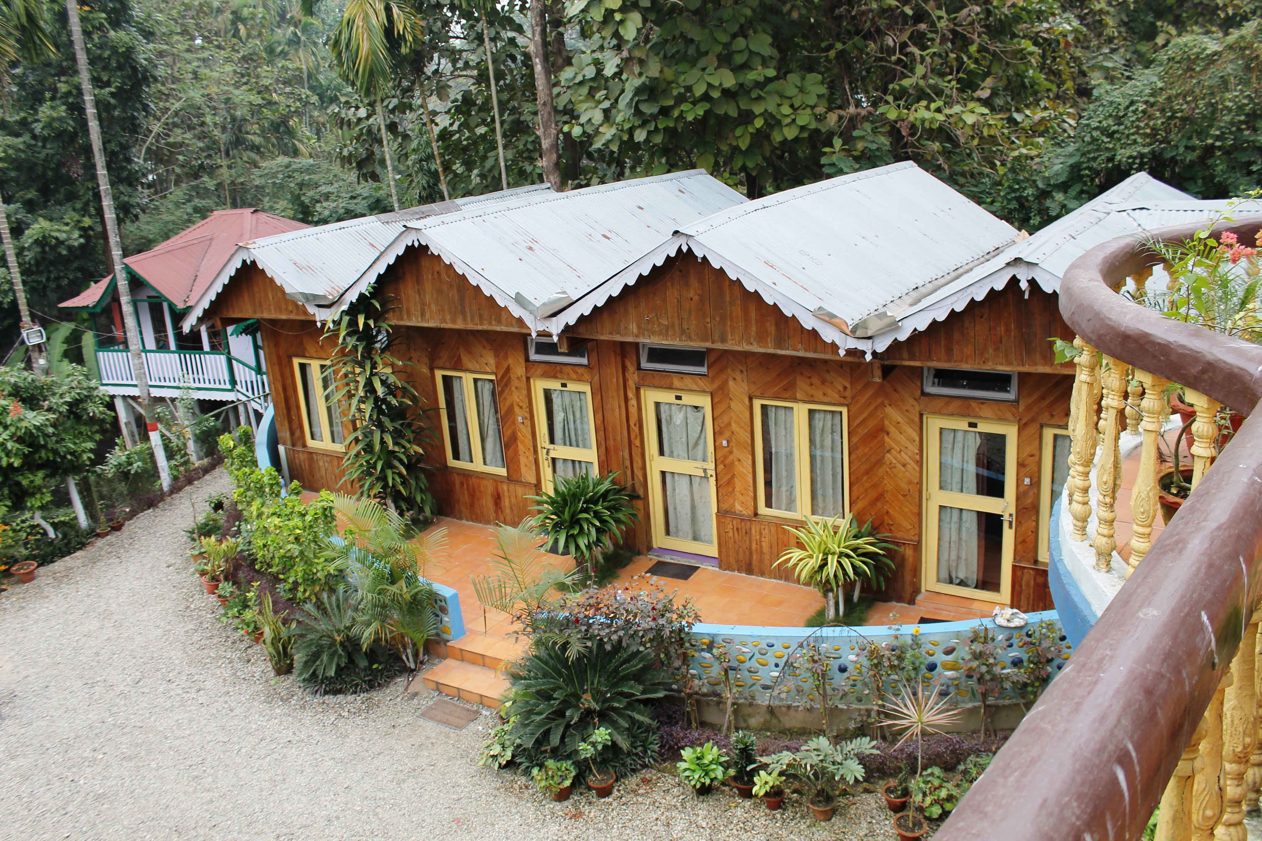 Welcome to Akarshan Bono Bunglow Lataguri Eco Resort Accommodation ...